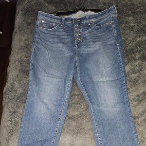 Torrid Bombshell Skinny Crop Jeans size 20